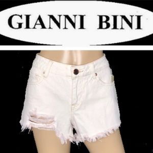 🆕 Gianni Bini Pink Tint Denim Shorts